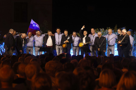 KONCERT POD ZVEZDAMI  KLAPI GALEB IN SOLINAR 31 FOTO LJUBO VUKELIČ